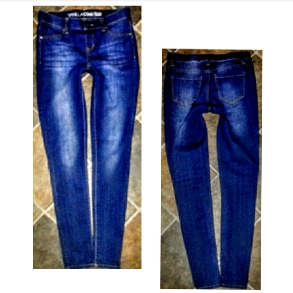 Vanilla Star Jeans Size 3 Skinny Ankle NWOT - Picture 4 of 6